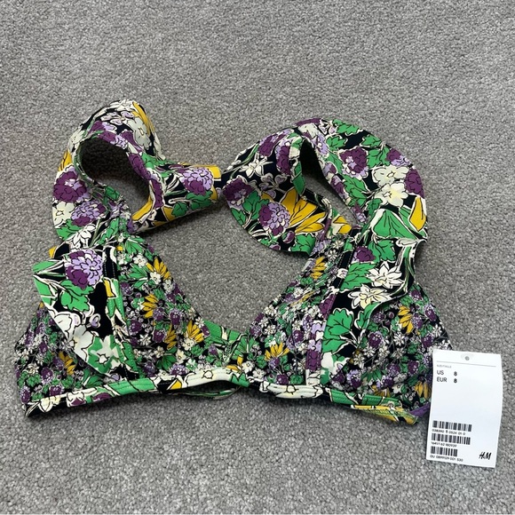 NWT H&M Multicolor Floral Bikini Top size 8 - Picture 1 of 3